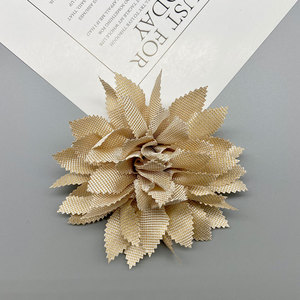 Flores de tela de camelia de 11 cm hechas a mano para accesorios de cabello de boda - Product Image 4