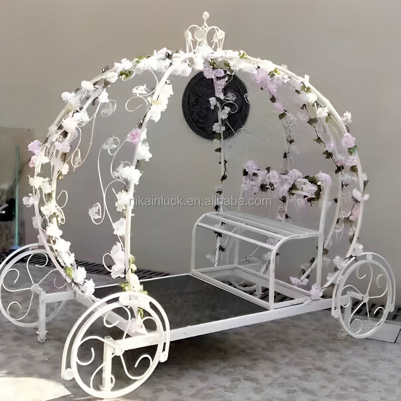 Ruedas universales en movimiento, carro de caballos de calabaza de oro blanco, accesorios de decoración, carro de Cenicienta para fiesta de cumpleaños