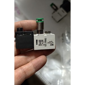 Vanne Solénoïde VQD1131-5L-M5-X5 Équipement d'Automatisation Industrielle - Product Image 1
