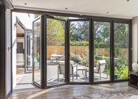 Porte pliante verticale insonorisée Zeyi à prix d'usine, équipée d'un moustiquaire et de double plexiglas, pour patio français de villa