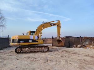 กระบวนการปรับปรุงสภาพรถขุดตีนตะขาบ Caterpillar รุ่น CAT320C รุ่น 320CL 320DL รุ่น 320d 320b - Product Image 2