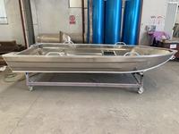 Bateau rapide compact de 13 pieds pour 4 personnes, en aluminium, pour la pêche, le travail, les lacs, les rivières, la course, taille personnalisée et coffre à outils intégré