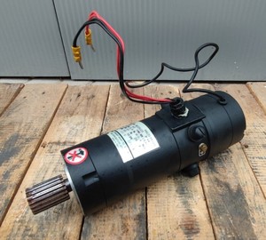 Moteur <span class=keywords><strong>Asti</strong></span> / Isoflux Type : 5413159685 Aimant D.C. Neuf en stock avec une garantie d'un an - Product Image 1