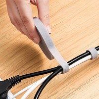 En gros 3m 5m Auto-Adhésif Magique Crochet Boucle Attache Bande De Charge Ligne De Stockage Fixation Autocollant Ordinateur Données Câble Attache