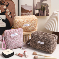 Trousse de Maquillage de Voyage Souple en Polyester à Fermeture Éclair, Motif Léopard, en Fausse Fourrure de Lapin, pour Femmes, Collection 2026