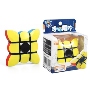 มาสเตอร์ ฟิงเกอร์ คิวบ์ 133 รูบิค'คิวบ์สีทึบ ของเล่นคลายเครียดแบบหมุนได้ - Product Image 3