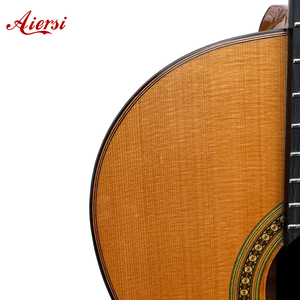 <span class=keywords><strong>Guitarra</strong></span> Clásica Vintage Profesional <span class=keywords><strong>de</strong></span> Alta Gama Aiersi con Tapa <span class=keywords><strong>de</strong></span> Cedro Macizo y Acabado Brillante - Product Image 4