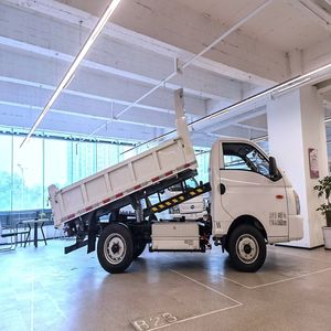 Camion à benne basculante Kama 4x2 de haute qualité, camion lourd chinois, 1,5 à 3,5 tonnes, nouveau dumper électrique, autonomie de 601 à 700 km, 100 à 150 kW - Product Image 2