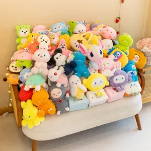 Máquina de grúa de garra de 20CM de alta calidad, juguete de peluche de Anime, muñeca de 8 pulgadas para niñas, regalos para niños, juguete de peluche barato promocional