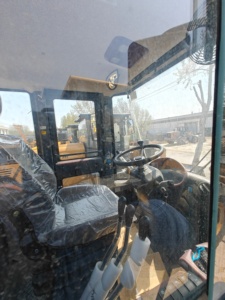 รถตักล้อยาง <span class=keywords><strong>LongGong</strong></span> มือสองราคาประหยัด ปรับแต่งเป็นรถตักไม้ ประหยัดน้ำมัน 30% สำหรับโครงการรักษ์สิ่งแวดล้อม - Product Image 6