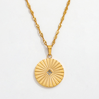 Collier en acier inoxydable Joolim avec chaîne torsadée, pendentif rond en zircone éclatante, vente en gros de bijoux