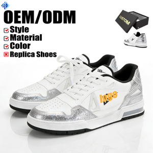 Zapatillas blancas Greatshoes para hombre, zapatillas personalizadas para chico, zapatillas deportivas para hombre, estilo skate, zapatillas casuales. - Product Image 1