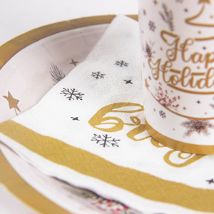 Juego de Vajilla Desechable de Papel FSC para 8 Personas, Diseño Navideño Completo y Bonito, Incluye Platos de Papel de 7/9 Pulgadas, Vasos y Servilletas - Product Image 4