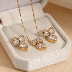 مجموعات مجوهرات عصرية من الفولاذ المقاوم للصدأ للنساء ، مجوهرات عصرية مطلية بالذهب من الزركون ، أقراط وقلادات على شكل قلب ومجوهرات للنساء - Product Image 4