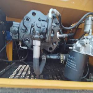 รถขุดมือสอง Sany sy215H รถขุดตีนตะขาบ 21.5 ตัน พร้อมเครื่องยนต์ทรงพลัง สภาพการทำงานของระบบไฮดรอลิกดี เหมาะสำหรับงานขุด - Product Image 5