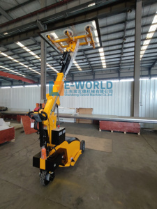 Six Suckers Glass Lifting <b>Machine</b> Suitable for Flat Plate Smooth <b>Walking</b> High Power Drive Motor Hot Sale - Product Image 4