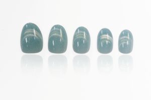 Uñas Postizas Artificiales al por Mayor, Cortas, Redondas, Brillantes, Personalizadas, OEM, ODM, de Fábrica, con Efecto Ojo de Gato Azul - Product Image 6