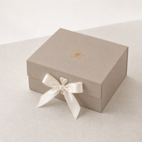 Boîte magnétique rigide de luxe personnalisée rose, ruban en soie, pliable, matériau recyclable pour emballage de cadeau de mariage, emballage de parfum