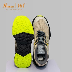 รองเท้าวิ่งตาข่ายระบายอากาศ Tenis Deportivos พร้อมระบบลดแรงกระแทก  แบบตู้คอนเทนเนอร์ 40HQ FCL ขายส่งจากโรงงานโดยตรง - Product Image 1