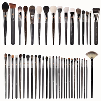 Série Picasso 805 Pinceau Contour Biseauté Poils Naturels Manche Cuivre Manche Bois Pinceau Maquillage Professionnel Disponible 45 Pcs