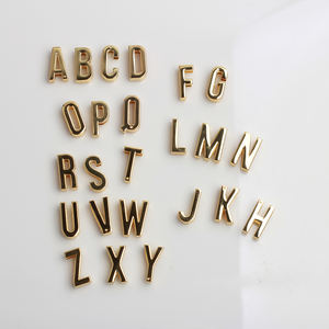 Collier pour animal de compagnie, <span class=keywords><strong>accessoire</strong></span> de bricolage de haute qualité, <span class=keywords><strong>prix</strong></span> d'usine, entièrement métallique, Alphabet anglais - Product Image 2