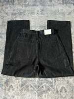 Celana Jeans Denim Pria OEM/ODM High Waist Kancing Depan Model Lurus Lebar Minimalis Streetwear Kasual
