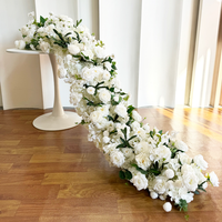 Chemin de table de mariage, centre de table, guirlande, support, fleurs artificielles pour la décoration