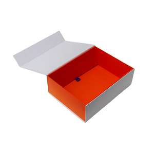 <span class=keywords><strong>Cajas</strong></span> <span class=keywords><strong>de</strong></span> Regalo Magnéticas Plegables al por Mayor, Caja <span class=keywords><strong>de</strong></span> Embalaje <span class=keywords><strong>de</strong></span> Cartón Magnética Personalizada <span class=keywords><strong>para</strong></span> Zapatos y <span class=keywords><strong>Ropa</strong></span>, Caja con Cierre Magnético Blanco - Product Image 6