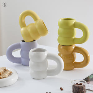 Taza de Cerámica Personalizada, Estilo Nórdico, Acabado Mate, con Asa, Regalo para Parejas, Diseño de Alta Calidad, Venta al Por Mayor - Product Image 5