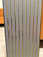 Paneles de Techo de PVC Impermeables Modernos de 8 mm con Diseño de Franjas Falsas para Cocina, Dormitorio, Comedor - Uso Doméstico