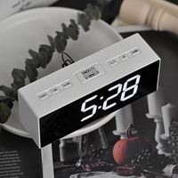 Miroir LED Réveil numérique double USB Horloge de table de bureau Chambre à coucher Bureau Décoration intérieure despertador reloj