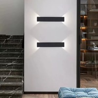Petite lampe murale LED étanche carrée ou rectangulaire pour couloir, escalier, allée, salon, mur de fond, design minimaliste