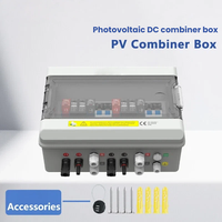Boîtier de Combinaison Photovoltaïque Connecté au Réseau Étanche à l'Eau et à la Poussière 2 Entrées 2 Sorties 500V 32A IP65 avec Protection Contre les Surtensions CC