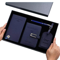 Coffret Cadeau d'Accessoires Premium Personnalisable pour Hommes – Ensemble de Voyage en Cuir Bleu Marine 4 Pièces pour Partenaires VIP – Cadeaux Promotionnels 2026