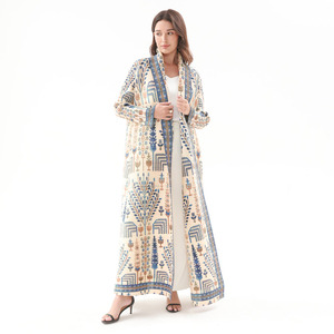 <span class=keywords><strong>Abaya</strong></span> Miyake 2025 alla Moda con Motivo Fair Isle, Plissettata, Aperta sul Davanti, Stile Vintage, Cappotto Lungo da Donna - Product Image 1
