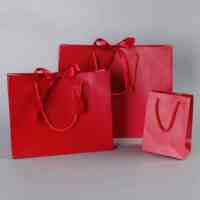 Haut de gamme vert fleur bijoux sac à main compagnon de mariage sac cadeau laminé impression numérique emballage pour vêtements carton