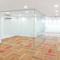 Verre trempé ultra-transparent haute résistance personnalisé en usine pour cloisons de bureau, murs de séparation de salle de bain d'hôtel, usage 5