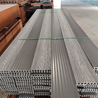 Planches de terrasse en composite WPC à grain de bois, résistantes aux intempéries et aux UV, pour l'aménagement paysager et la construction