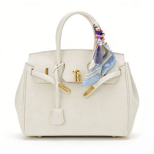 Nouveau Sac Fourre-tout de Commuter Haut de Gamme en Platine pour Femme, Grande Capacité, Doublure PU, Forme Carrée, Simple et Polyvalent, Tendance Transfrontalière - Product Image 2