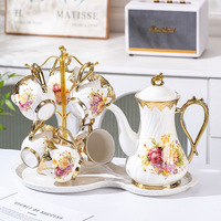 Nouvel ensemble de tasses à thé en céramique florale pour la maison, tasses à café dorées, assiette à goûter pour le thé de l'après-midi, boîte cadeau pour théière