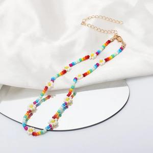 Collar Hecho a Mano con Cuentas de Colores y Diseño Floral, Joyería para Mujer, Origen Yiwu - Product Image 4