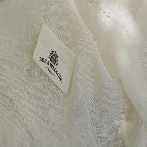 Étiquettes en coton biologique en vrac pour vêtements, logo personnalisé tissé ou imprimé, étiquettes en tissu doux, étiquettes écologiques pour vêtements de mode - Product Image 3