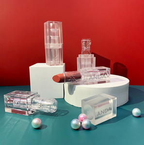 Conteneur de rouge à lèvres de maquillage blanc neigeux brillant, étui de bâton rond, <span class=keywords><strong>baume</strong></span> à lèvres en plastique - Product Image 3