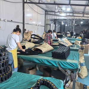 Chaîne de guidage hydraulique pour routeur CNC, prix imbattable, <span class=keywords><strong>guide</strong></span>-câble, chaîne d'énergie, chaîne de traînage en nylon 45x50 à l'intérieur - Product Image 5