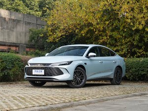 BYD Qin <span class=keywords><strong>L</strong></span> 2026 DM-<span class=keywords><strong>i</strong></span> 210KM Cloud Sedan <span class=keywords><strong>v</strong></span> - Product Image 2