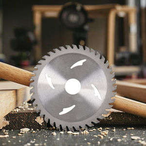 Lame de scie circulaire OEM industrielle TCT soudée à haute fréquence de 8 pouces 24T pour la coupe du bois accessoires d'outils électriques à bord lisse - Product Image 1