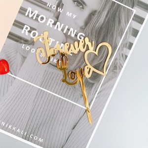 ท็อปเปอร์เค้กอะคริลิค รูปหัวใจสีแดง ประดับด้วยน้ำผึ้งและความหวาน สำหรับตกแต่งเค้กในงานแต่งงาน วันวาเลนไทน์ หรือวันเกิด - Product Image 4