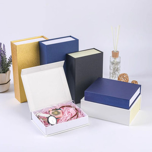 Caja de Embalaje Cosmética Personalizada para el Cuidado de la Piel, Color Azul Mate, Plegable, de Cartón Rígido, Caja de Regalo Magnética Más Vendida - Product Image 1
