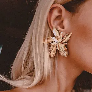 De moda gran flor pendientes para las señoras de las mujeres declaración colgante pendientes N207245