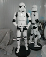 Sculpture de personnage de film de télévision personnalisée Offre Spéciale sculpture spot Stormtrooper Figures en fibre de verre grandeur nature Stormtrooper statue Sculpture